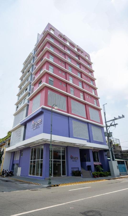 Myspace Hotel Comembo Taguig Zewnętrze zdjęcie